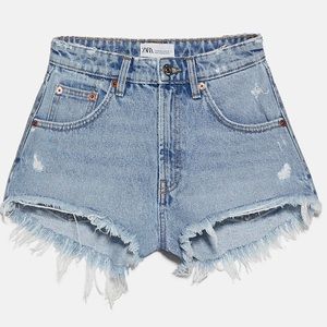 Zara Hi- Rise frayed shorts